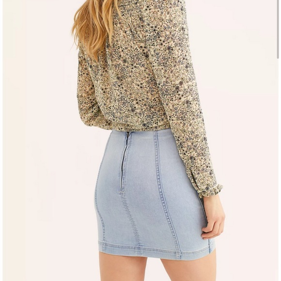 NWT Free People Faded Blue Denim Modern Femme Skirt - Picture 2 of 10